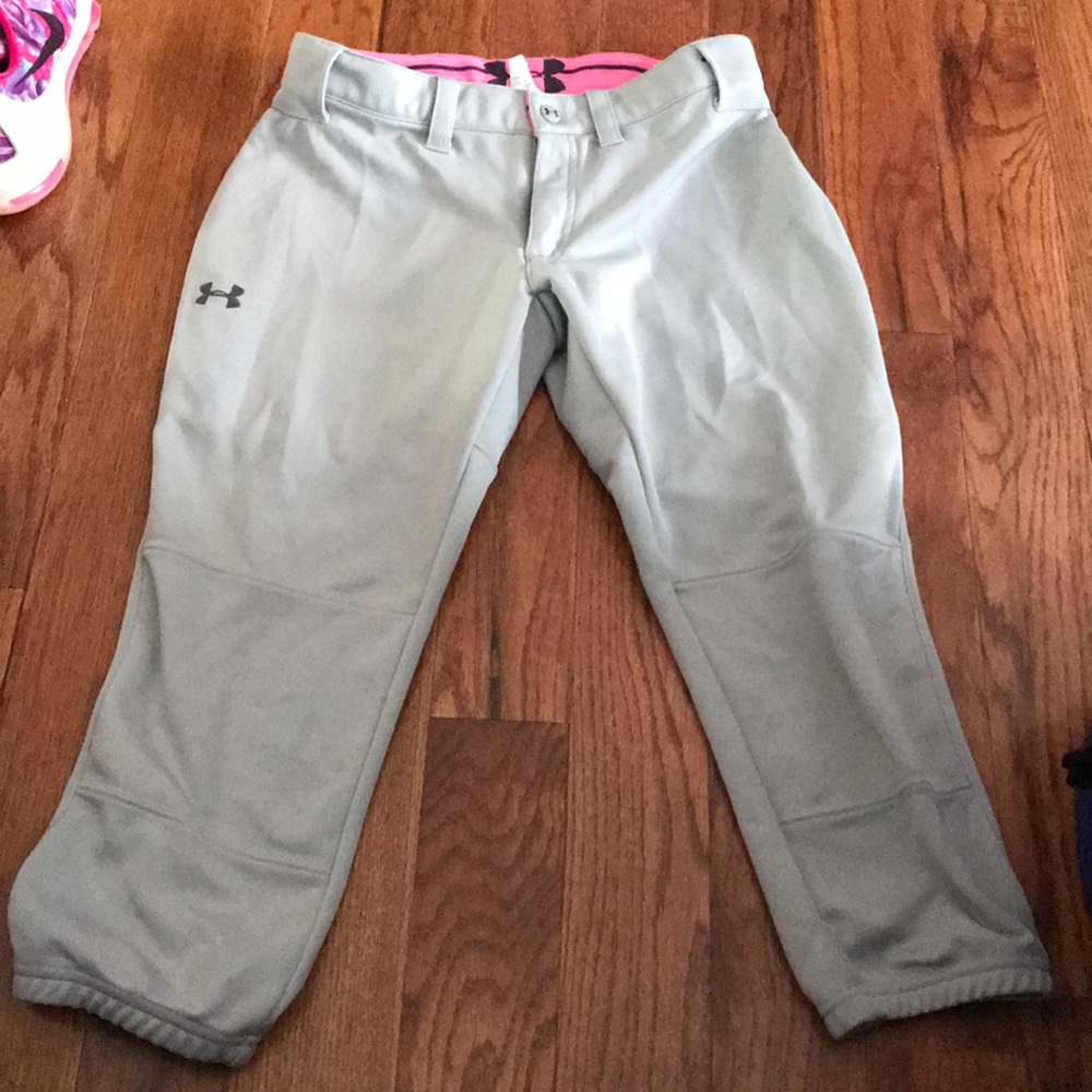 Women’s Under Armour softball pants